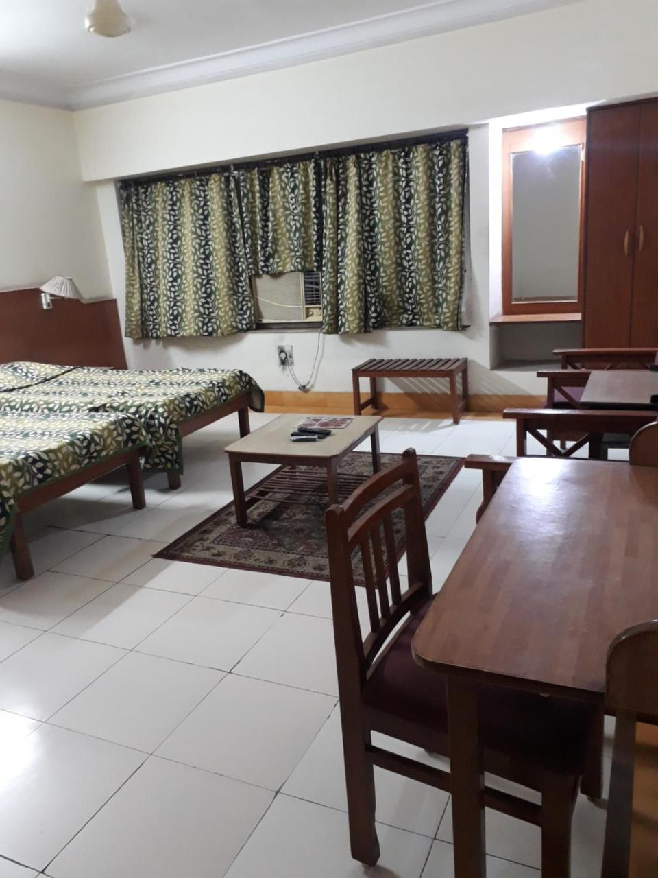 Hotel Tapti Saral Bhopal Eksteriør billede