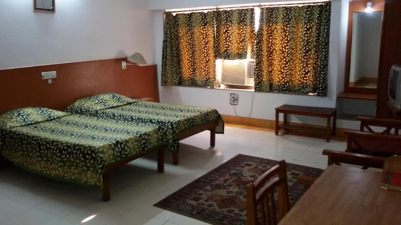 Hotel Tapti Saral Bhopal Eksteriør billede